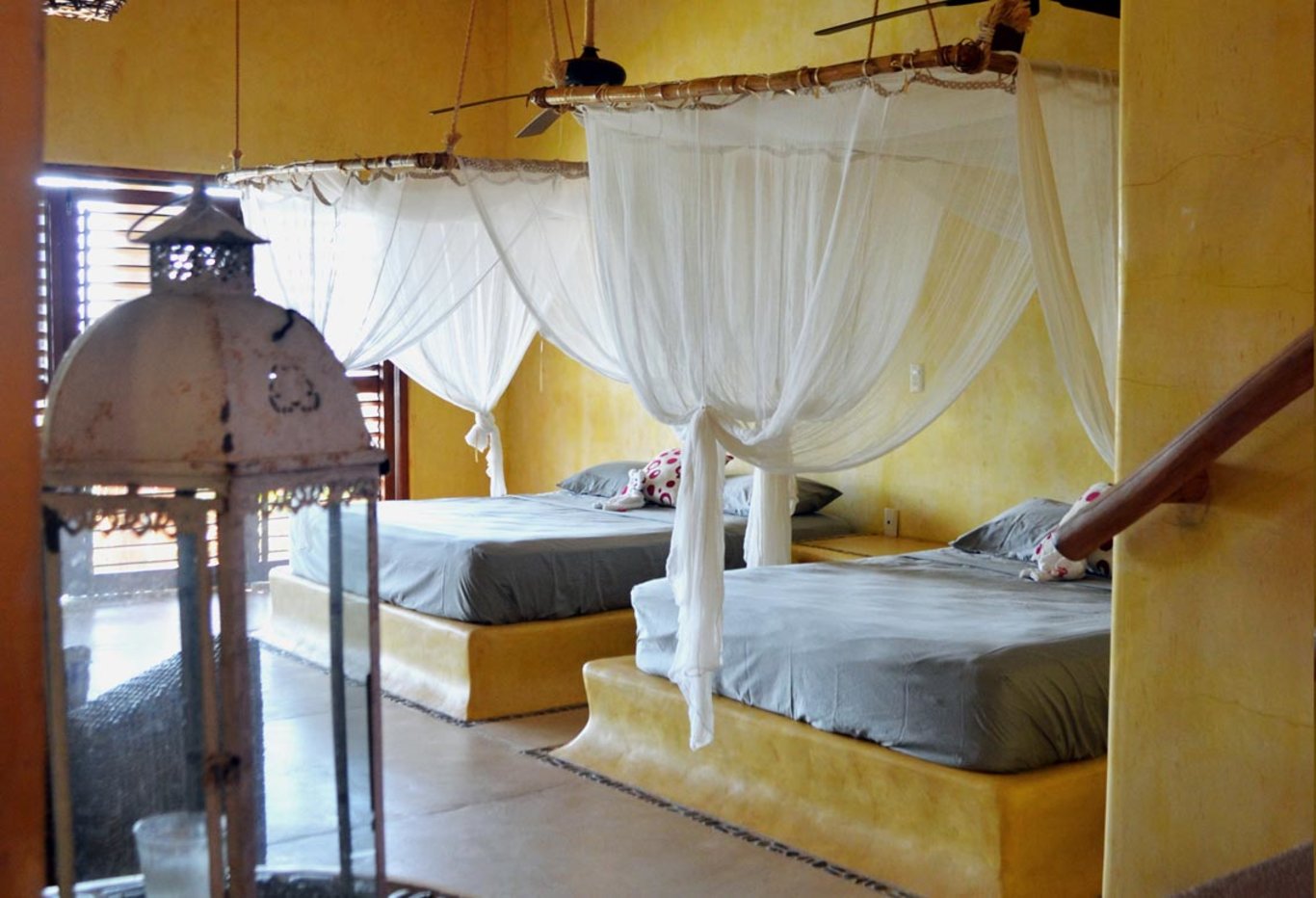 Foto de Yellow Room en Casa Troncones